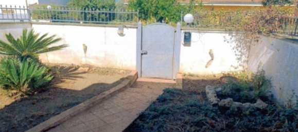 Дом с 3 комнатами в Ардеа, Италия № 100896 20