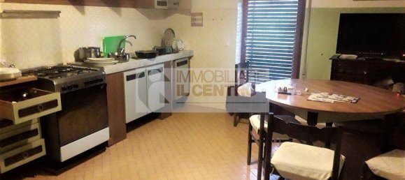 2 bedrooms House in Castelnuovo Magra, Italy No. 41571 5