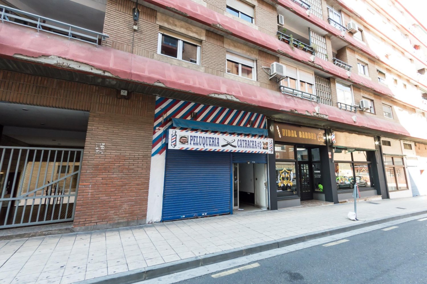 45m² Commercial property in Zaragoza, Spain No. 65404