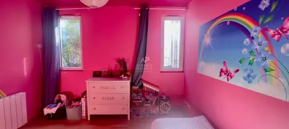 2 Schlafzimmer Doppelhaus in Sevres, France, Nr. 323489 6