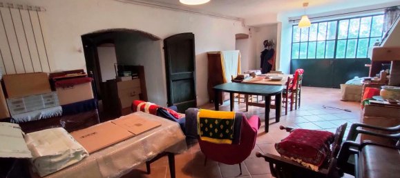 6 rooms House in Vinchio, Italy No. 2088 15