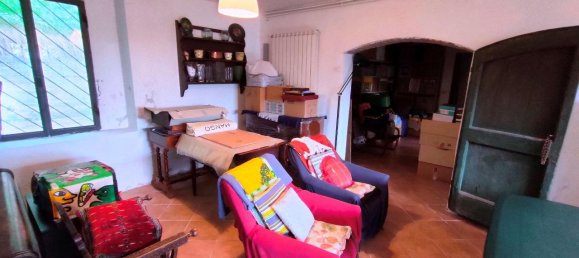 6 rooms House in Vinchio, Italy No. 2088 14