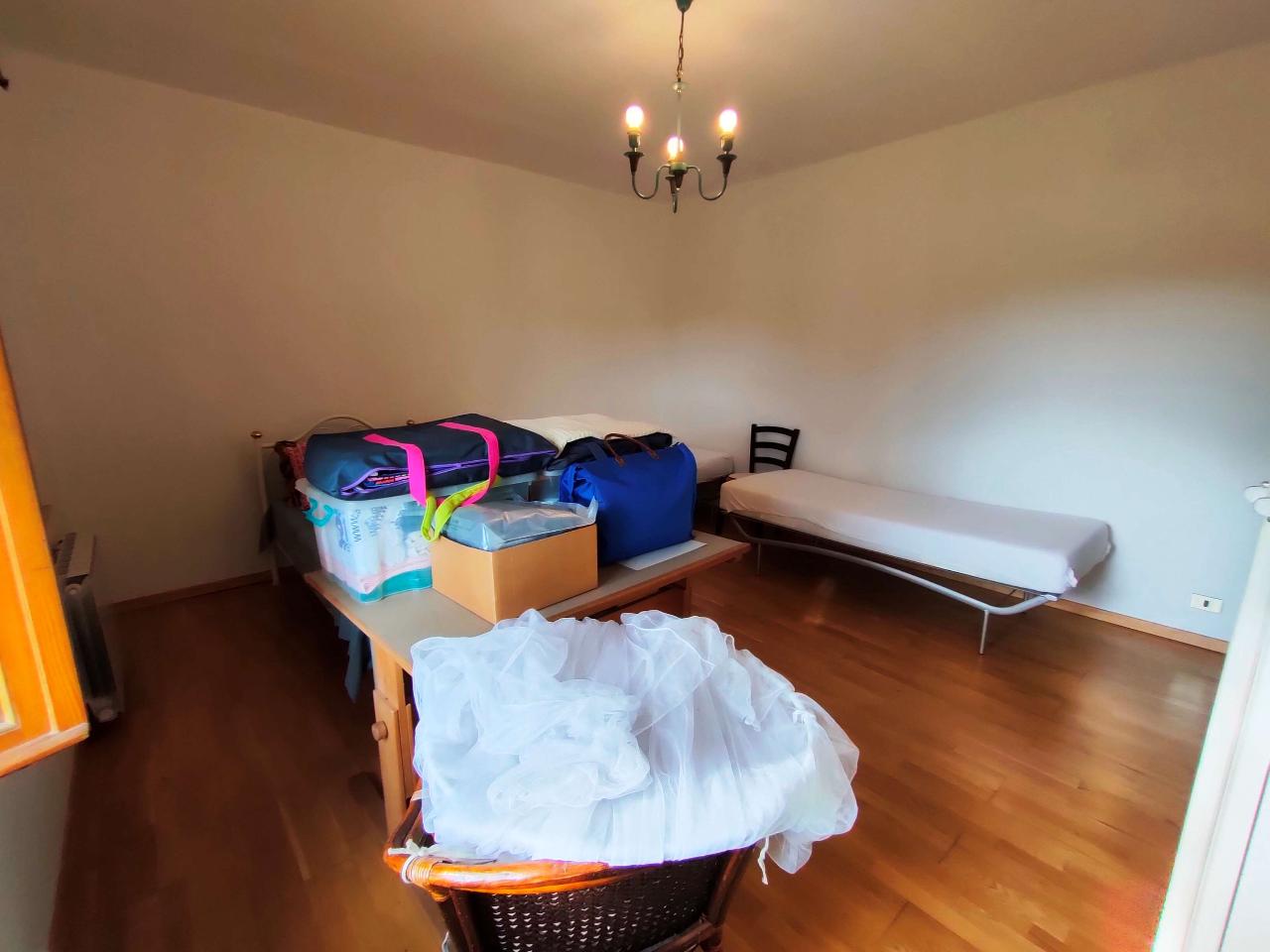 6 rooms House in Vinchio, Italy No. 2088