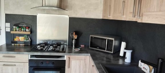 Casa de 4 dormitorios en Locmine, France No. 199200 13