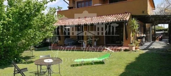 4 bedrooms Villa in Forte dei Marmi, Italy No. 304146 4