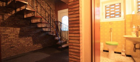 7 rooms House in Leer, Germany No. 208432 22