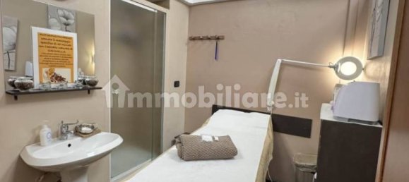 2-Zimmer Gewerbliche Immobilie in Milan, Italy, Nr. 239747 4