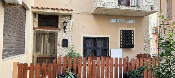 4 rooms Apartment in Crotone, Italy No. 36763 23