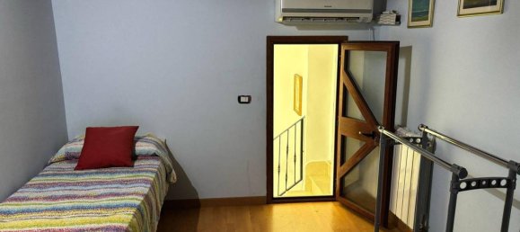 4 rooms Apartment in Crotone, Italy No. 36763 76