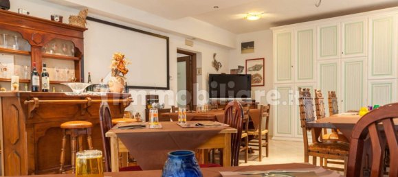 3 bedrooms Villa in Foiano della Chiana, Italy No. 321214 10