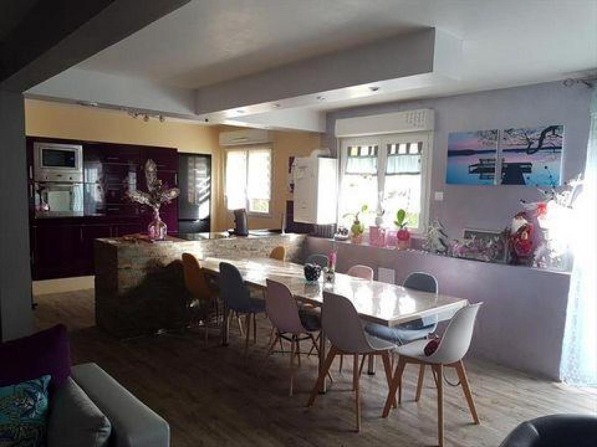 4 bedrooms House in Longuenesse, France No. 32033