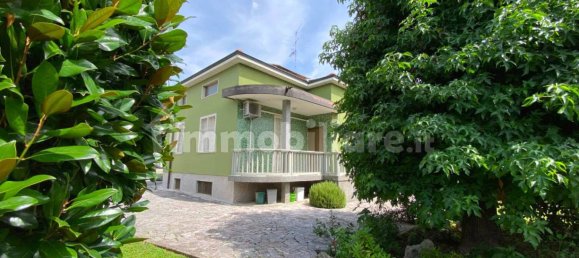3 Schlafzimmer Villa in Trezzo sull'Adda, Italy, Nr. 314121 3