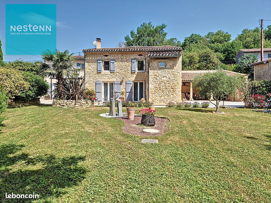 Замки и поместья с 4 спальнями в Верхняя Гаронна, Франция № 336137