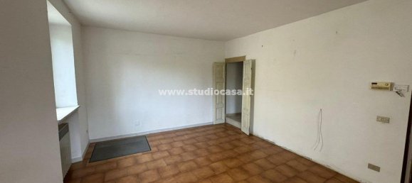 Дом с 3 комнатами в Белджойозо, Италия № 74813 11