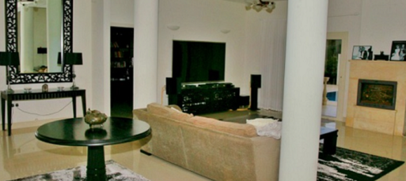 4 bedrooms House in Monagroulli, Cyprus No. 6639 8