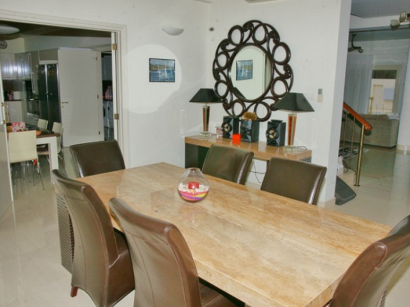 4 bedrooms House in Monagroulli, Cyprus No. 6639