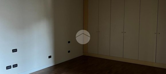 Квартира с 3 комнатами в Кастеньято, Италия № 7566 12