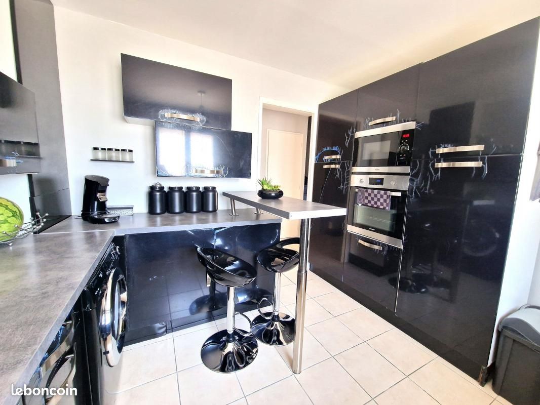 Casa T3 em Orleans, France N.º 259902