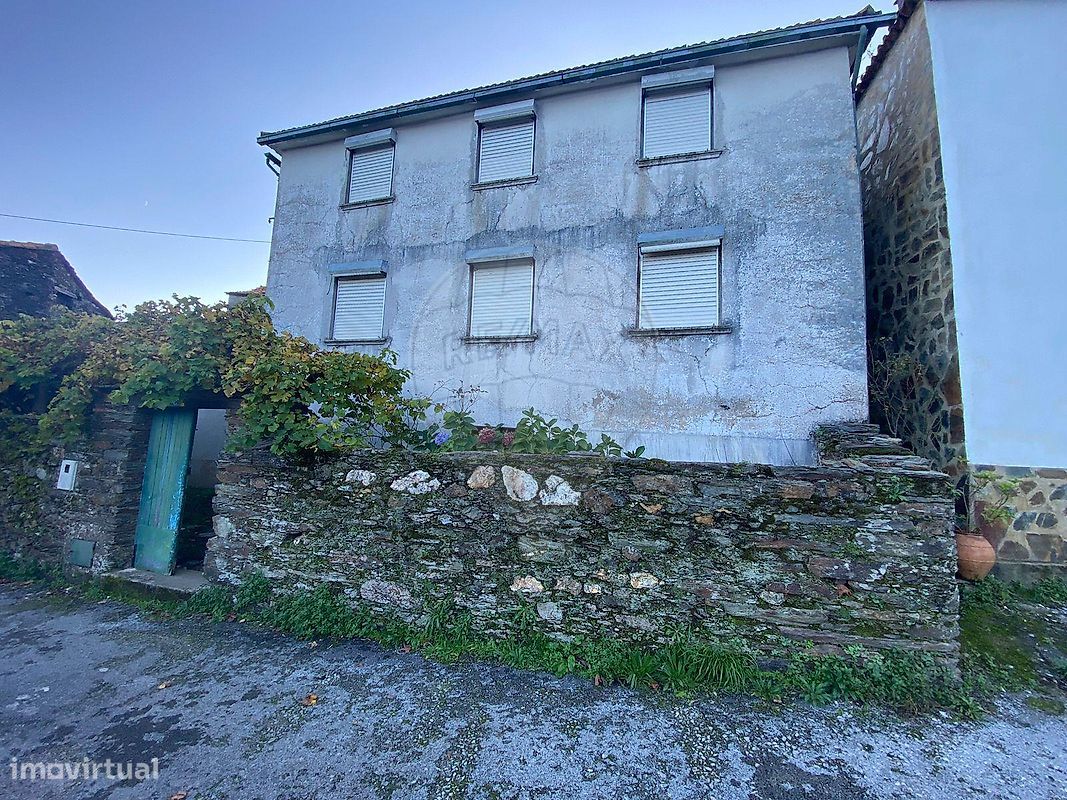 5 bedrooms House in Gois, Portugal No. 160421