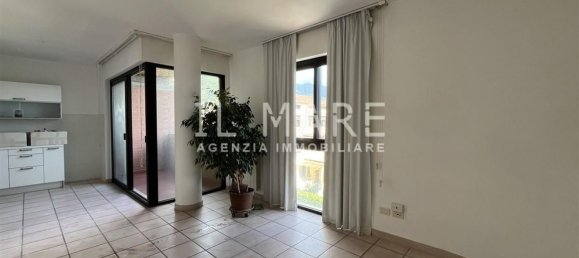 3 bedrooms Apartment in Massa, Italy No. 336518 3