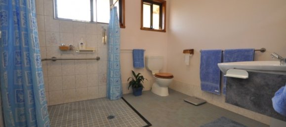 3 Schlafzimmer Haus in East Albury, Australia, Nr. 257 8