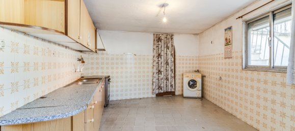 8 bedrooms House in Almada, Portugal No. 110069 13