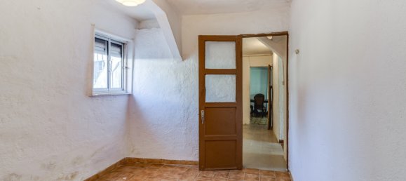 8 bedrooms House in Almada, Portugal No. 110069 6