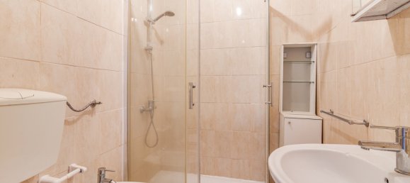 8 bedrooms House in Almada, Portugal No. 110069 7