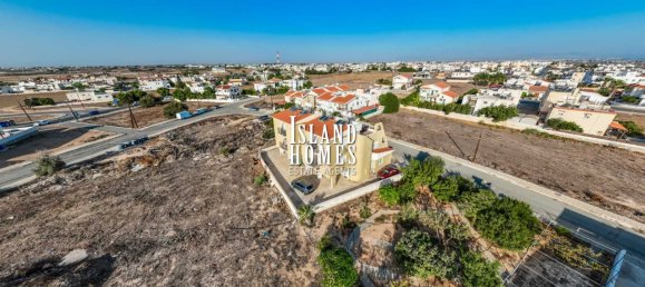 Casa de 3 dormitorios en Paralimni, Cyprus No. 24043 27