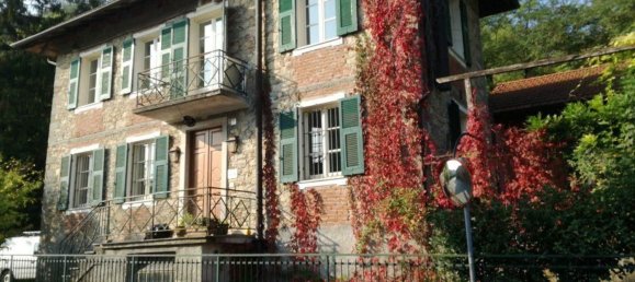 Вилла с 8 комнатами в Кастеллетто д'Орба, Италия № 159511 2