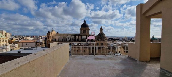 Apartamento de 4 habitaciónes en Marsala, Italy No. 108356 3