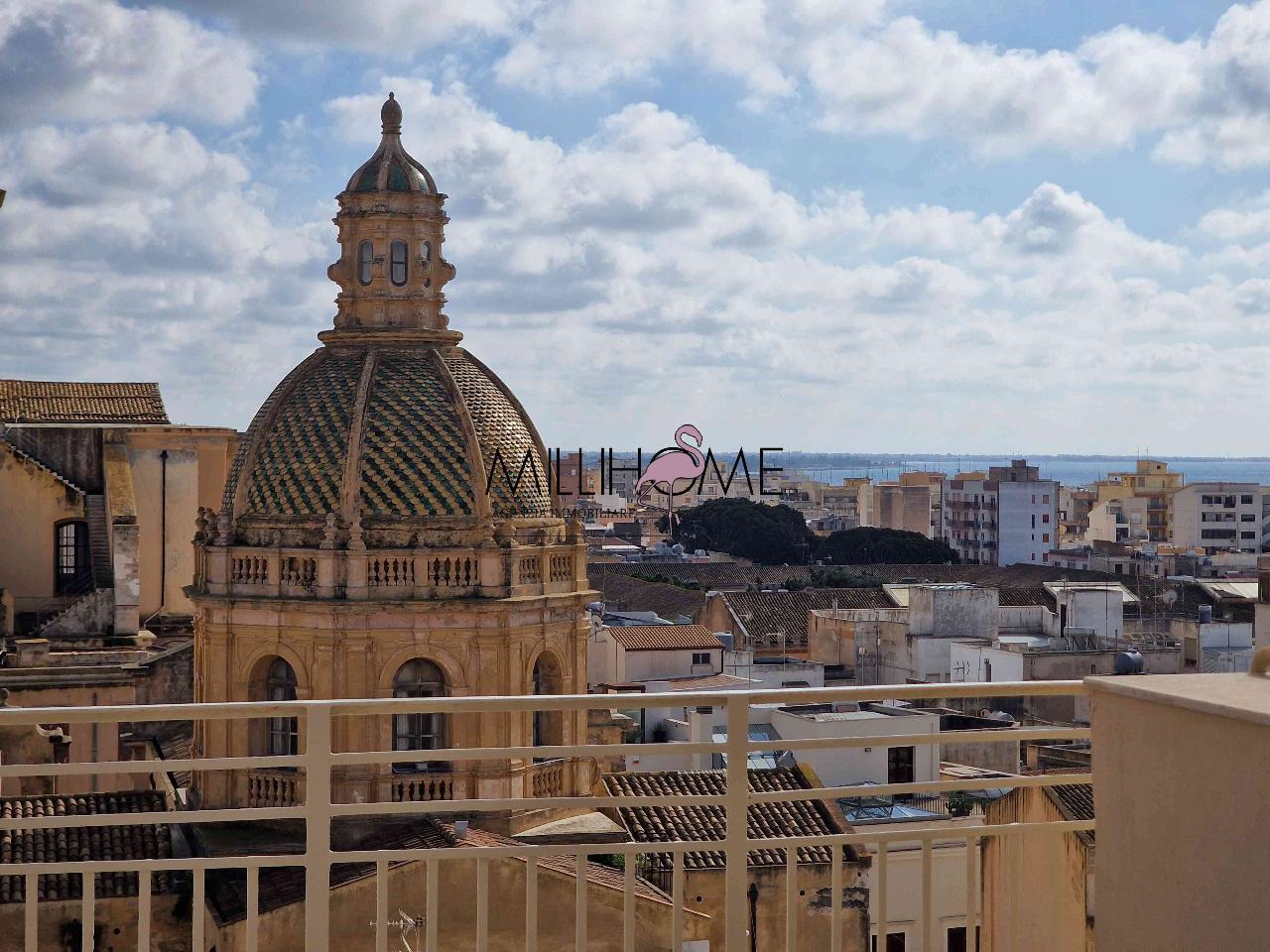 Apartamento de 4 habitaciónes en Marsala, Italy No. 108356