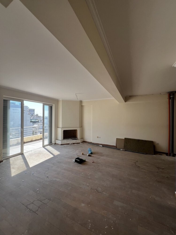 112m² Property in Athens, Greece No. 60016