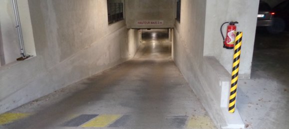 Офис 3160м² в Эперне, Франция № 88860 23