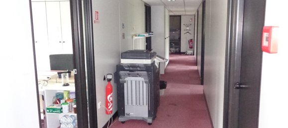 Офис 3160м² в Эперне, Франция № 88860 11