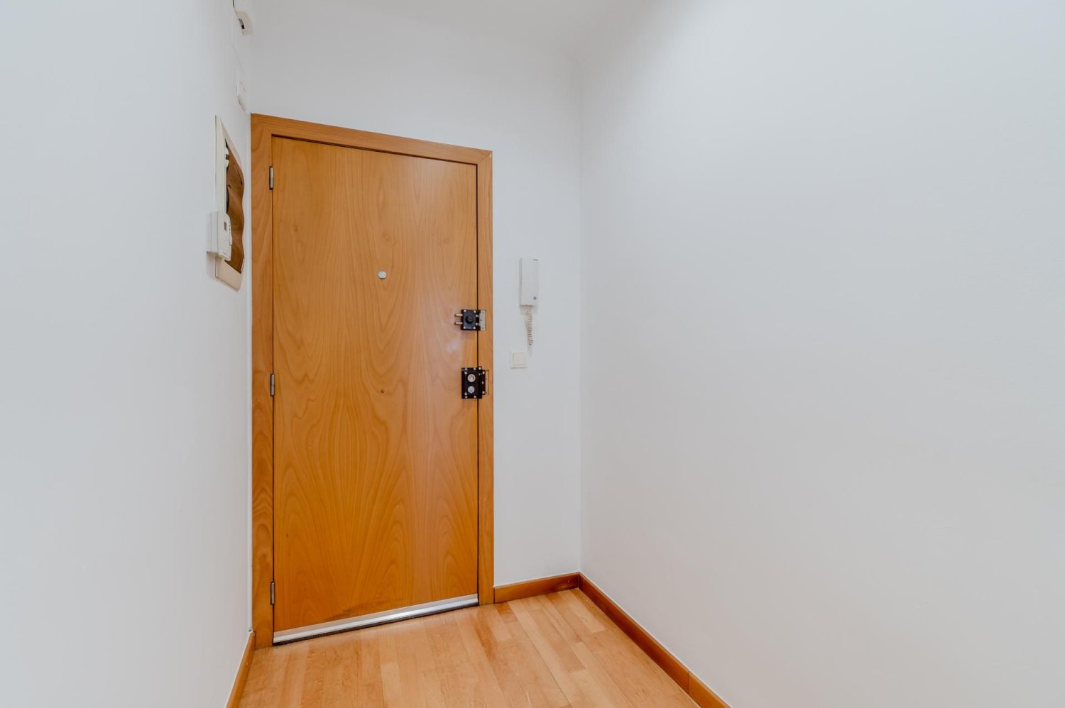 3 bedrooms Apartment in Girona, Spain No. 244569