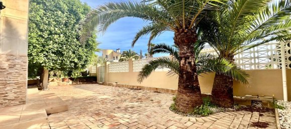 4 Schlafzimmer Villa in Torrevieja, Spanien, Nr. 364980 13