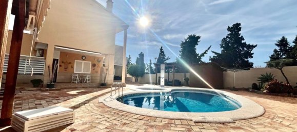 4 Schlafzimmer Villa in Torrevieja, Spanien, Nr. 364980 11