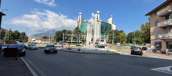 2-Zimmer Gewerbliche Immobilie in Lecco, Italy, Nr. 327112 8