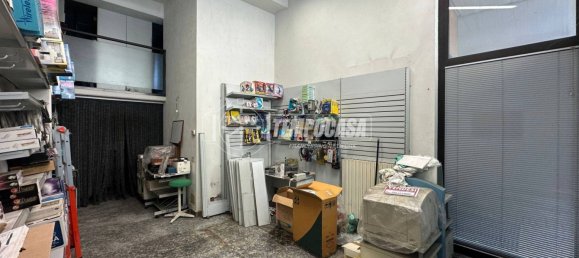 2-Zimmer Gewerbliche Immobilie in Lecco, Italy, Nr. 327112 6