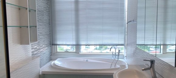 3 bedrooms Condo in Khlong San, Thailand No. 20412 4