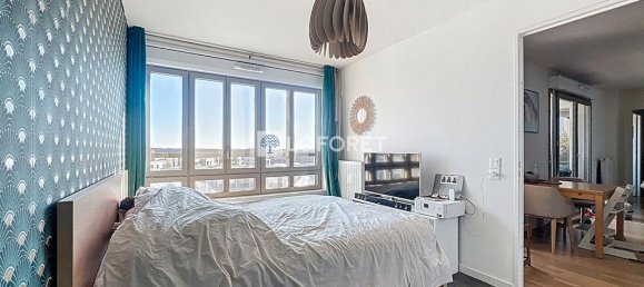 2 bedrooms Apartment in Saint-Cyr-l'Ecole, France No. 131779 8