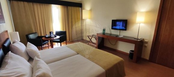 Propriété commerciale à Albufeira, Portugal 28m² No. 56430 4