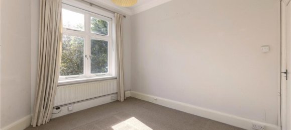 1 bedroom Apartment in London, United Kingdom No. 3812 4