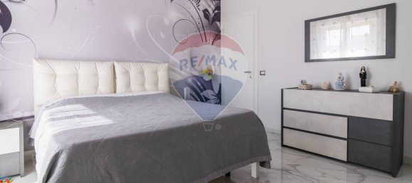 Apartamento T3 em Catania, Italy N.º 322617 22