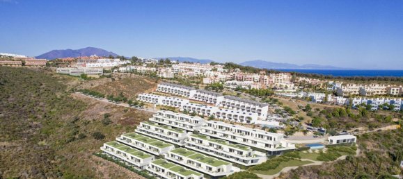 4 bedrooms Townhouse in Blue View Heights, Manilva, Spain No. 15556 6