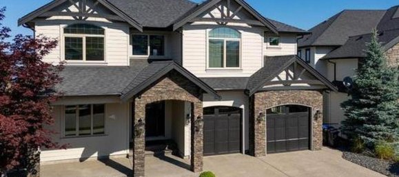 5 bedrooms House in British Columbia, Canada No. 1154 2