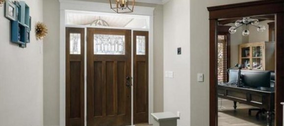 5 bedrooms House in British Columbia, Canada No. 1154 6