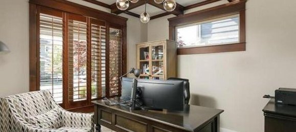 5 bedrooms House in British Columbia, Canada No. 1154 7