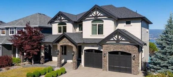 5 bedrooms House in British Columbia, Canada No. 1154 4
